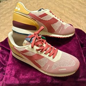 Diadora titan weave
